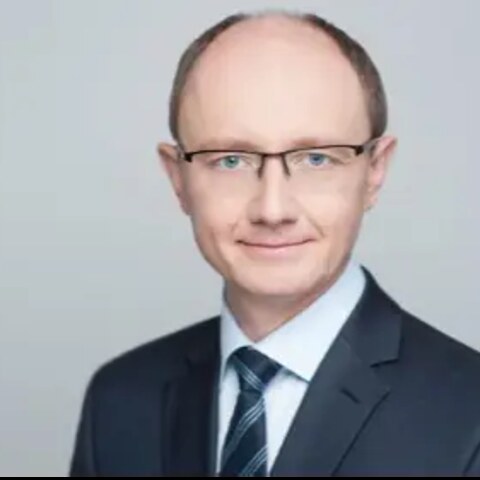 Wojciech Piekarniak, Właściciel · ACCA · Executive MBA